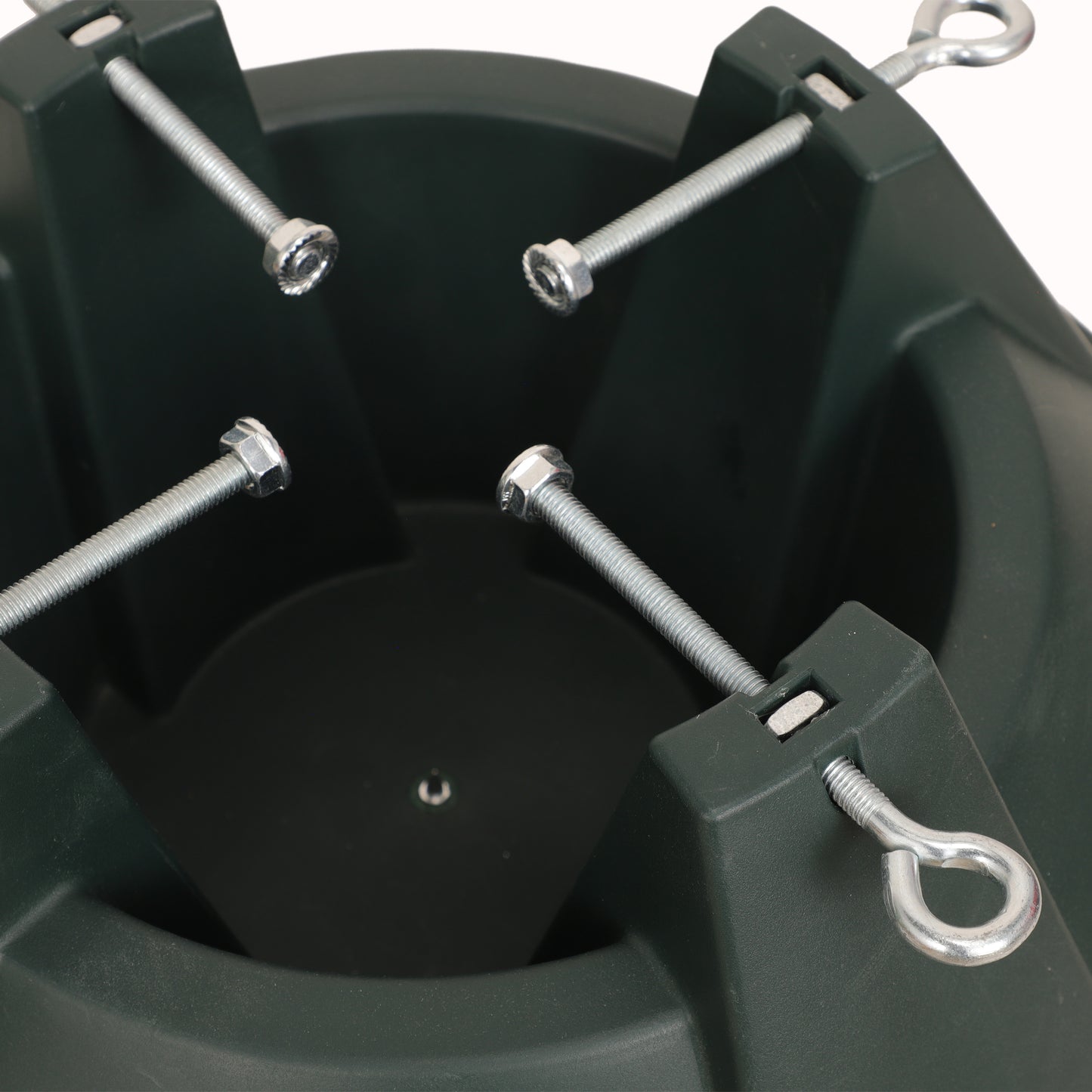 19 in Dia. Real Christmas Tree Stand holds up to an 8 ft tree with 2.25" - 5.5" Dia. Tree trunk 3.5 qt water load capacity