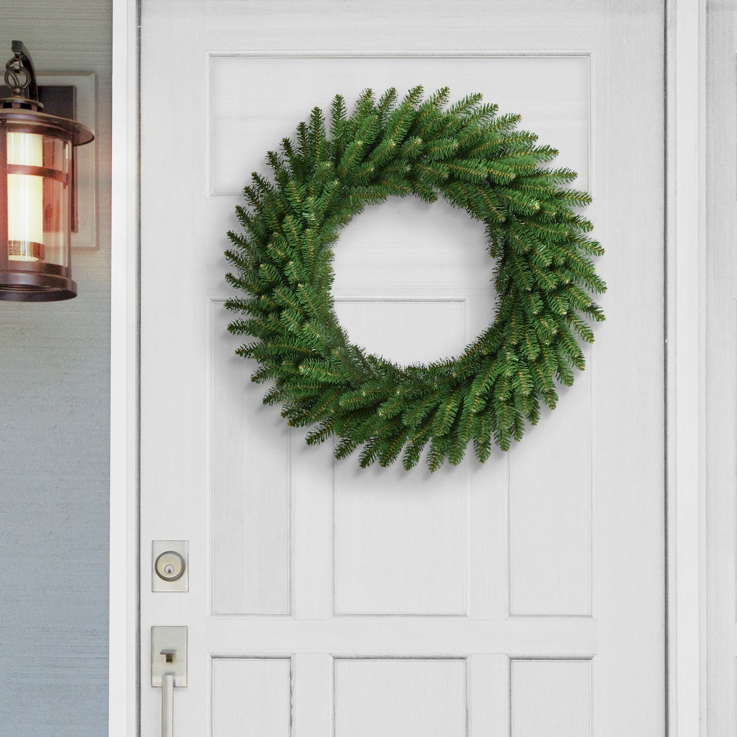 24" Mountain View Spruce Wreath, 170 Branch Tips