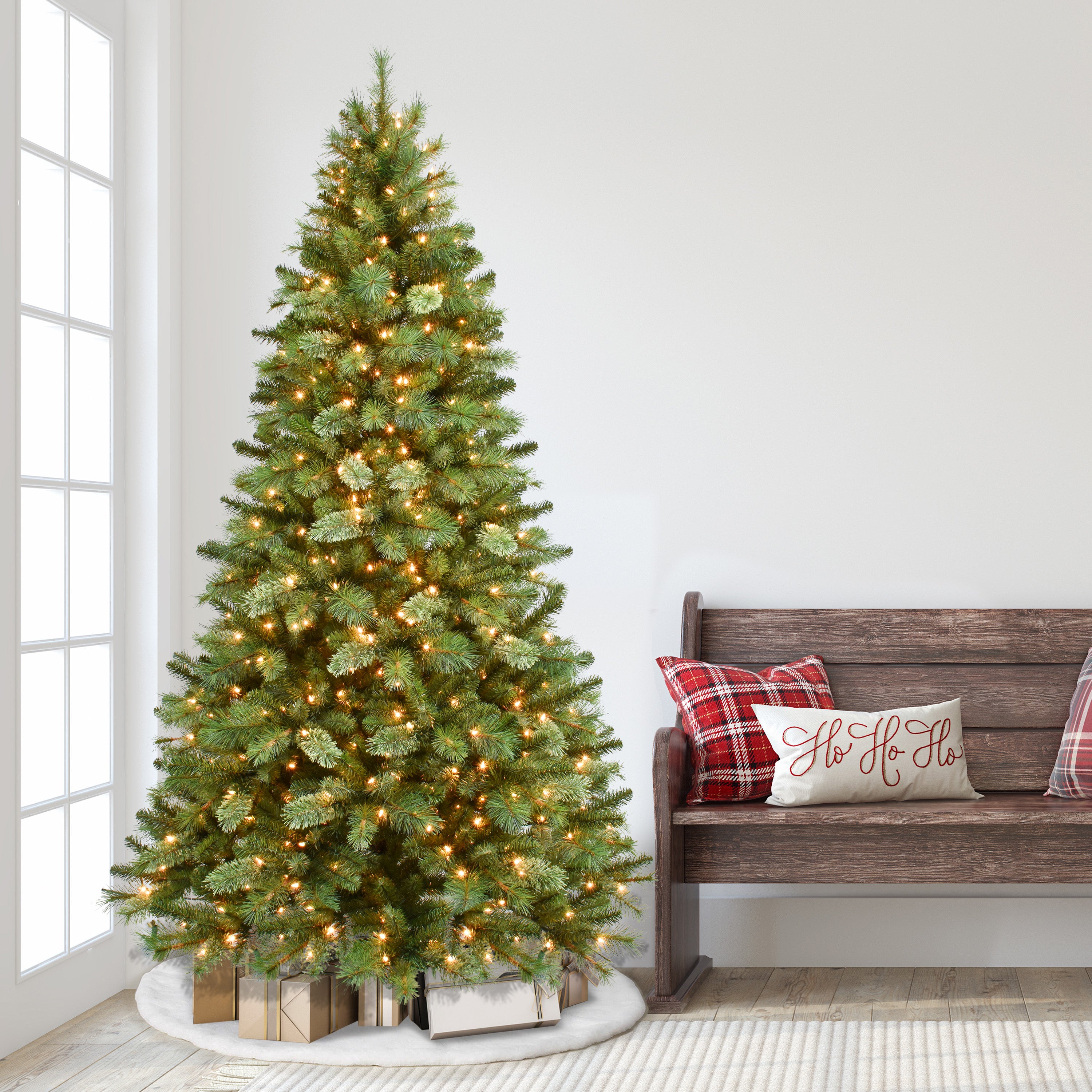 7.5 ft Pre-Lit Teton Pine Artificial Christmas Tree with 600 Clear