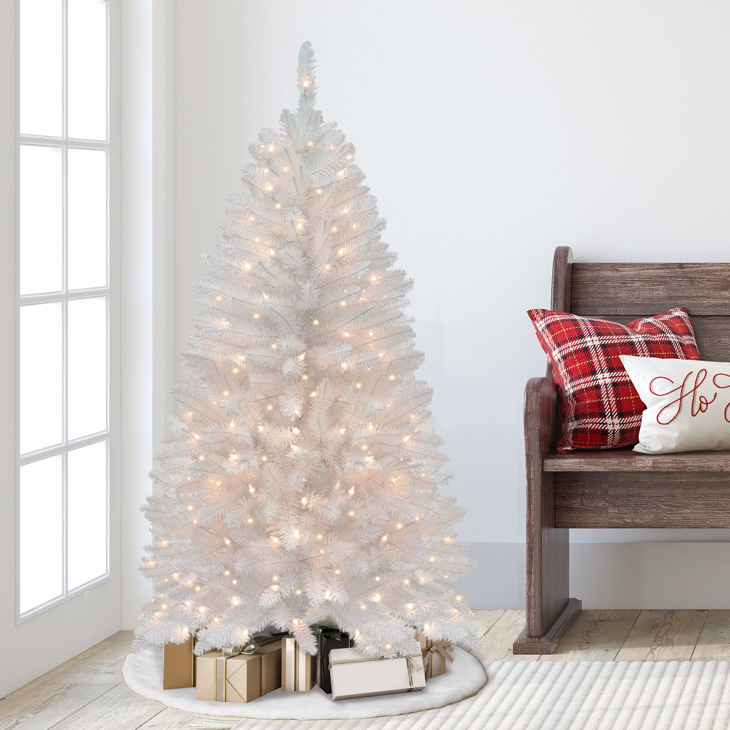 4.5 / Clear Incandescent / White