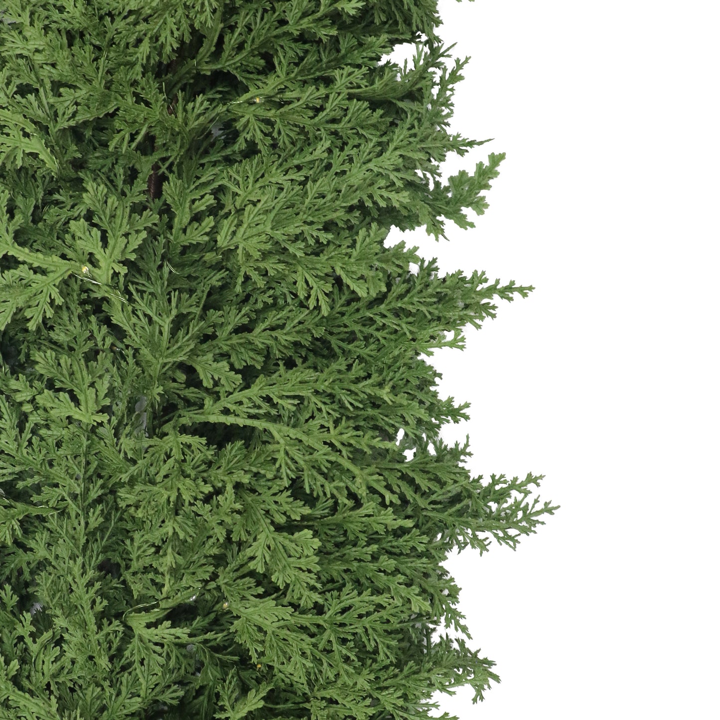 Puleo Classics Prelit Deluxe Cedar Garland - 10ft B/O Rice Lights