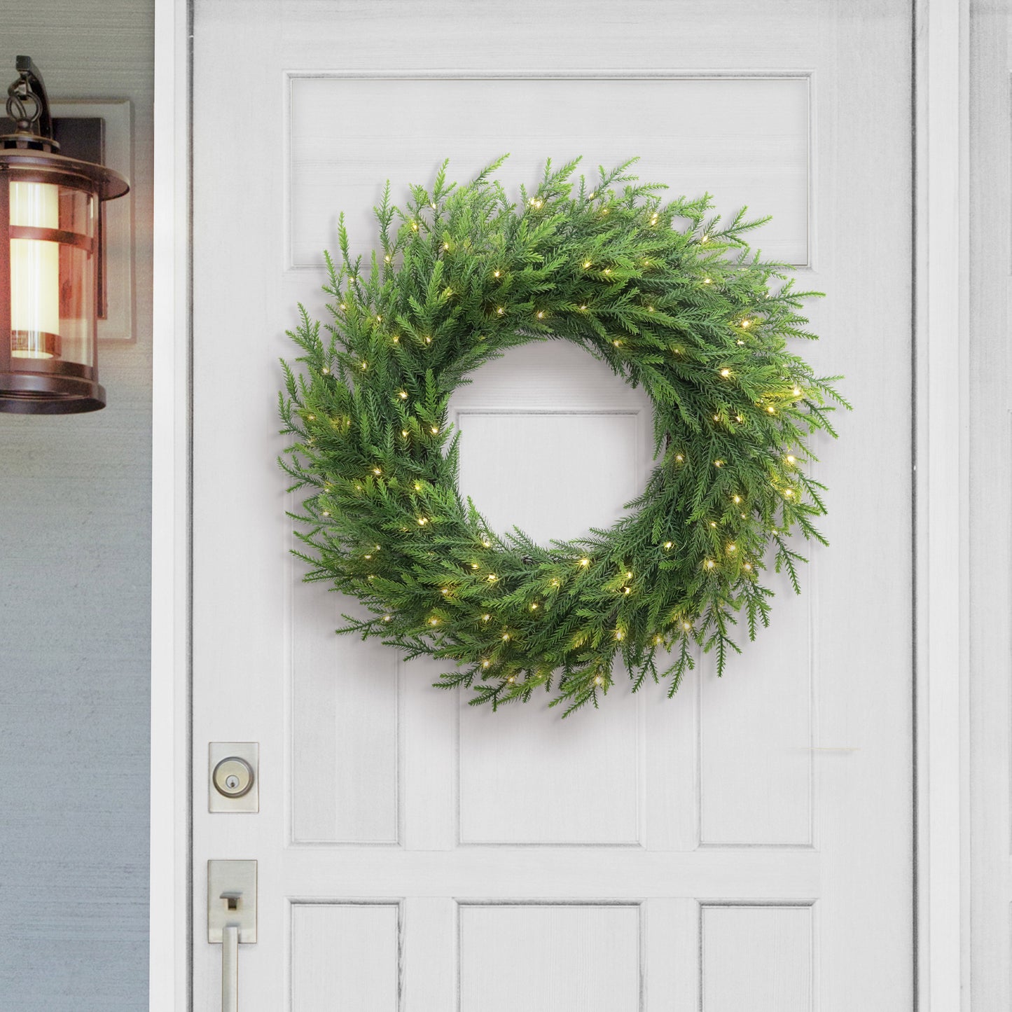 Puleo Classics Prelit Deluxe Pine Wreath - 24 in B/O Rice Lights