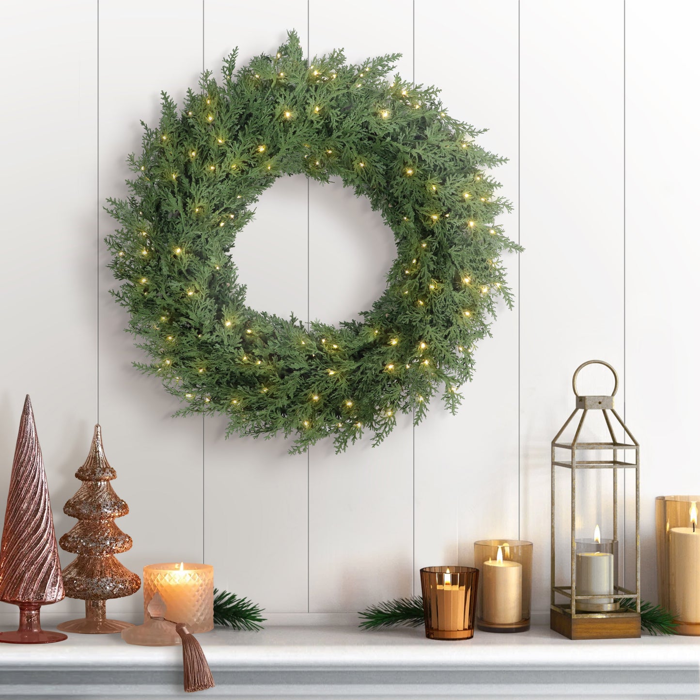 Puleo Classics Prelit Deluxe Cedar Wreath - 24 in B/O Rice Lights