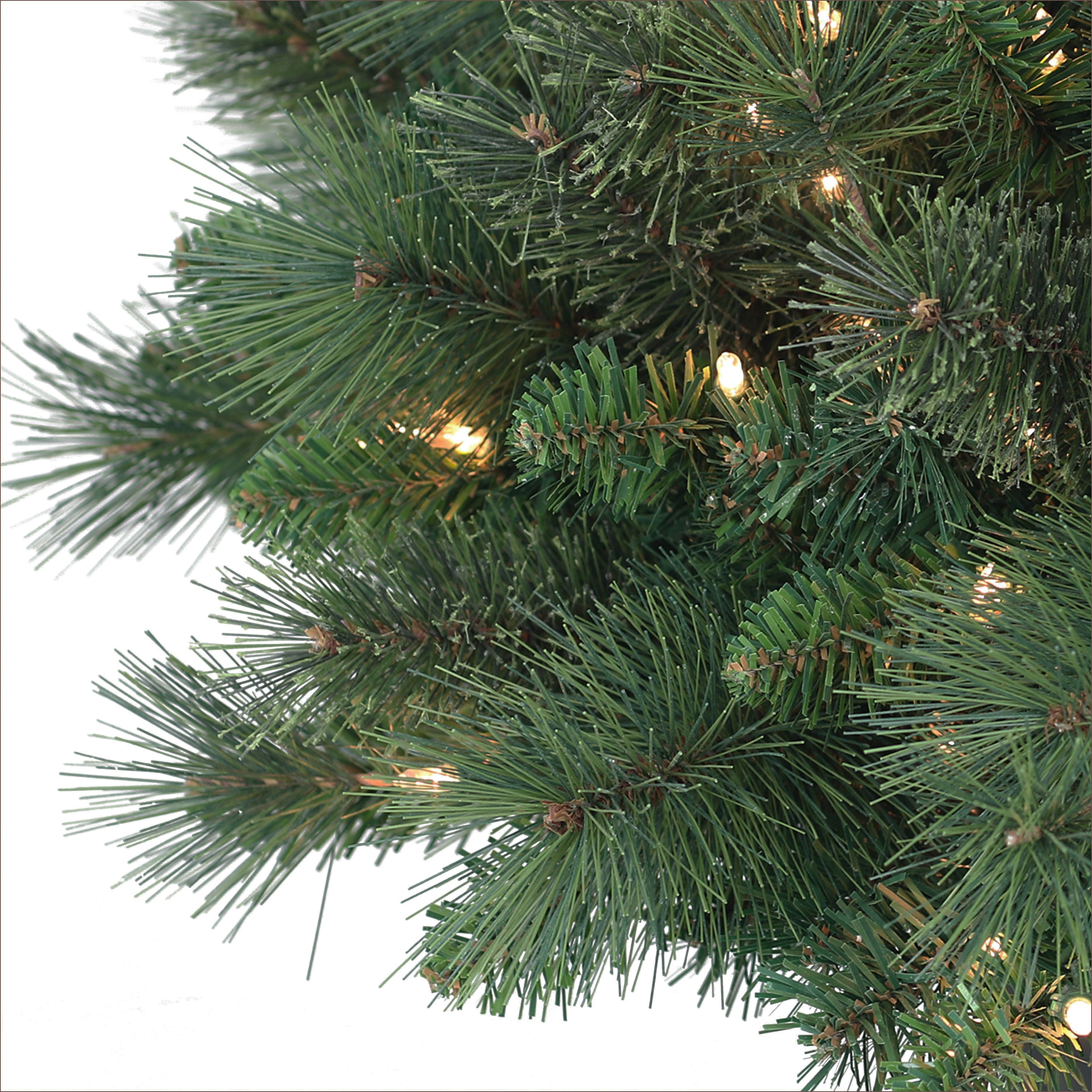 7.5 ft Pre-Lit Teton Pine Artificial Christmas Tree with 600 Clear