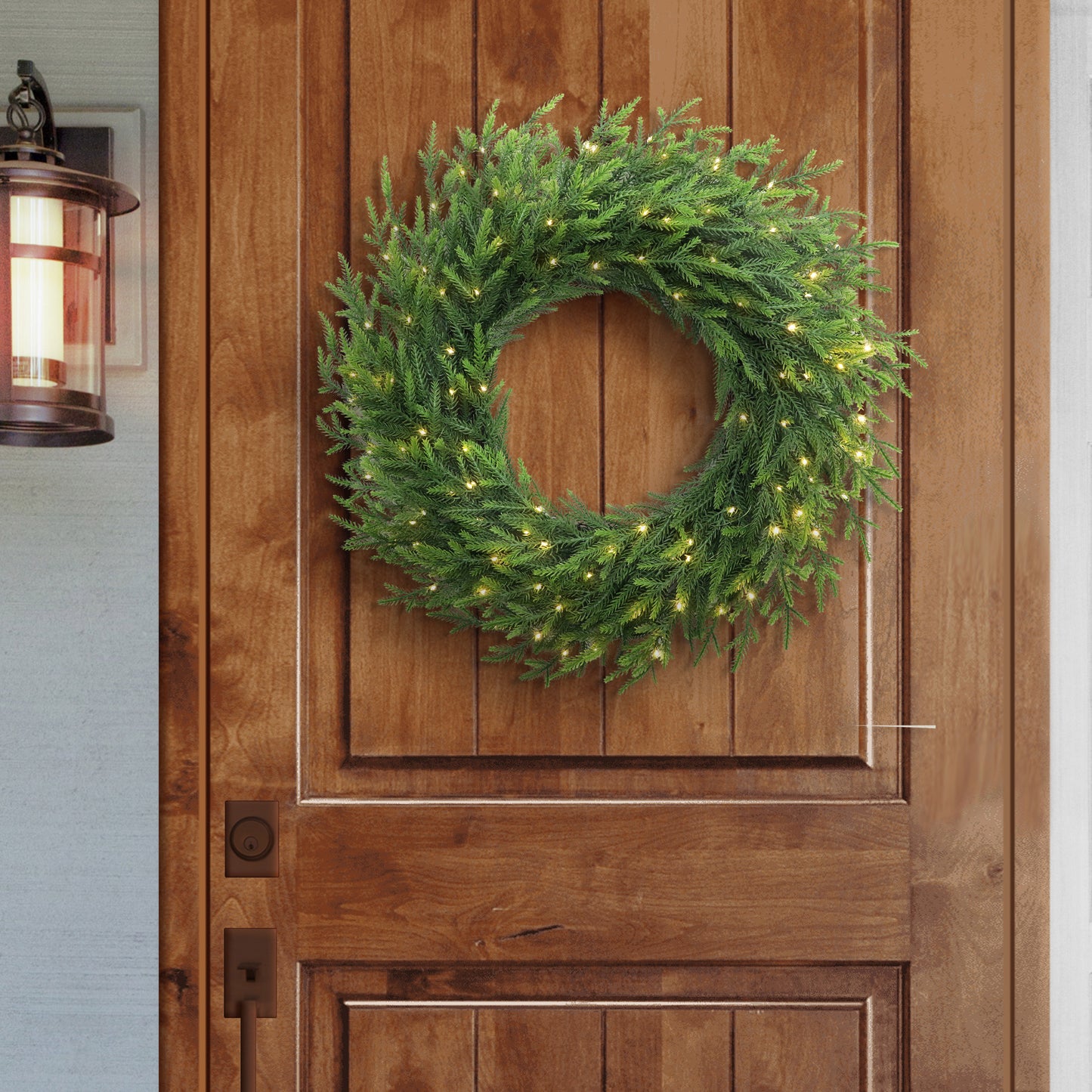 Puleo Classics Prelit Deluxe Pine Wreath - 24 in B/O Rice Lights