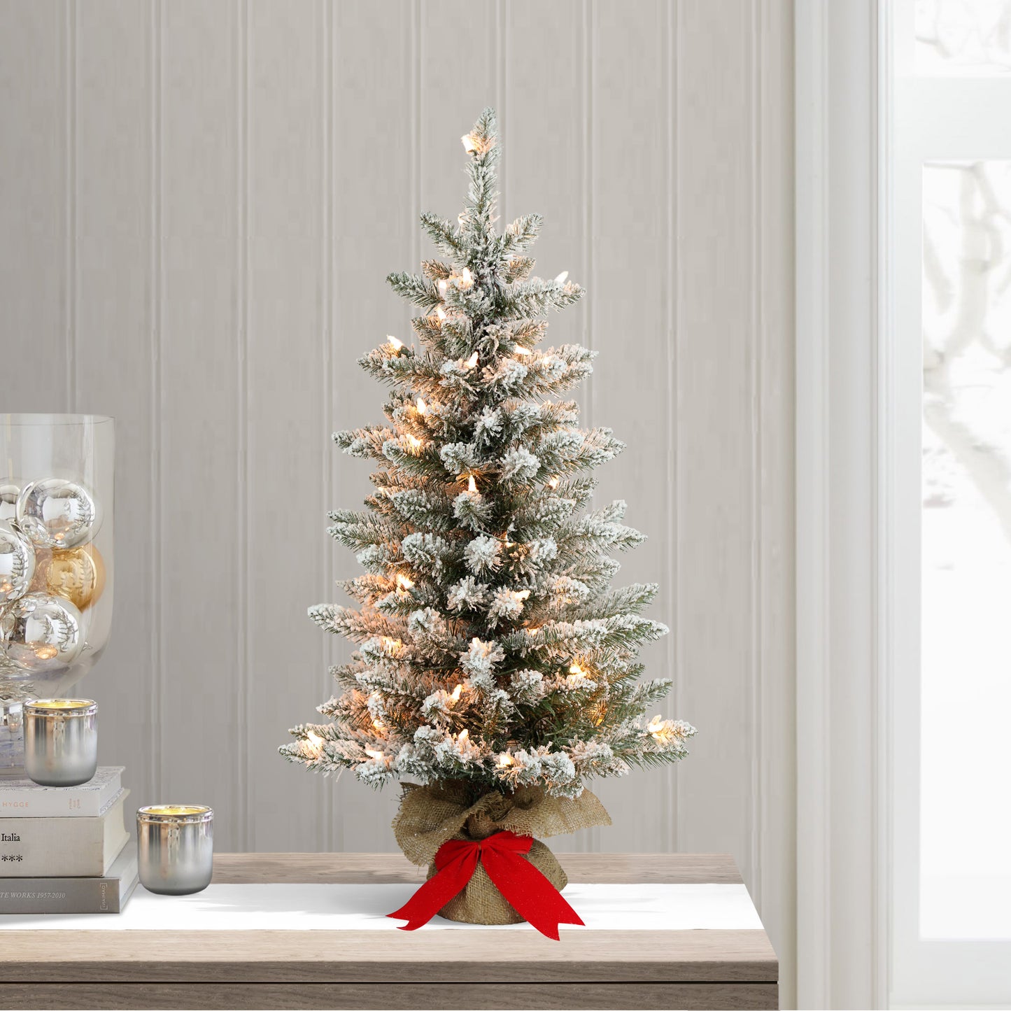 3 / Clear Incandescent